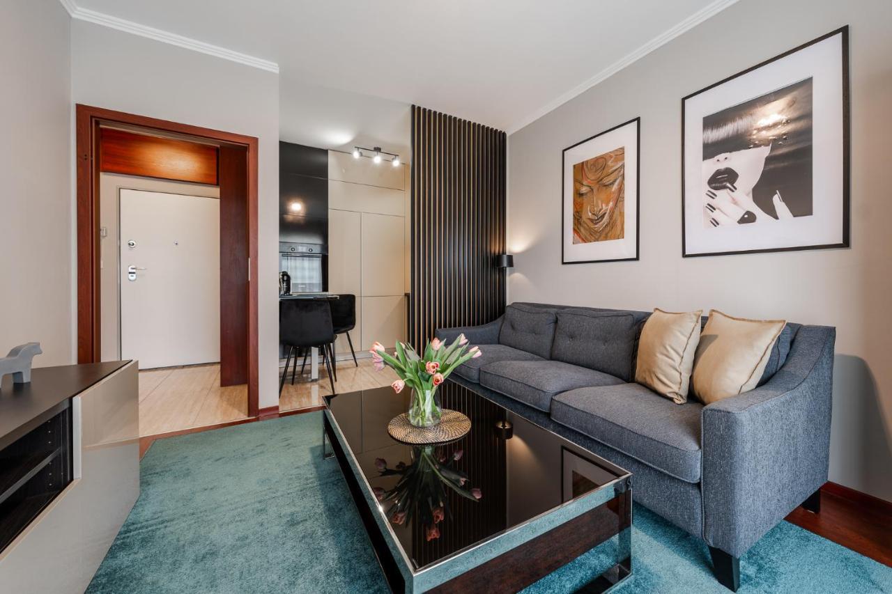 Apartamenty Tespis - Debowe Tarasy คาโตวีตเซ ภายนอก รูปภาพ