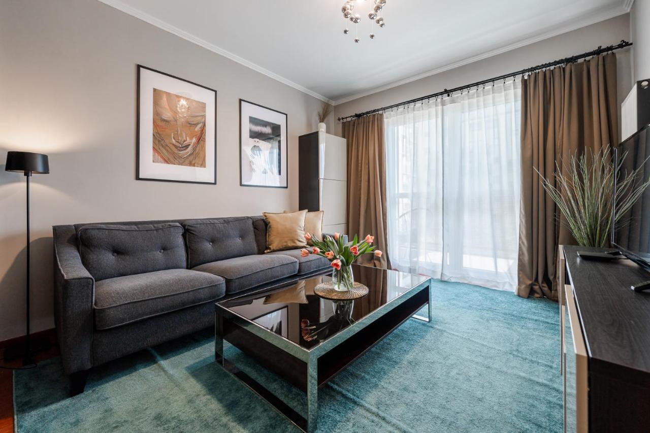 Apartamenty Tespis - Debowe Tarasy คาโตวีตเซ ภายนอก รูปภาพ