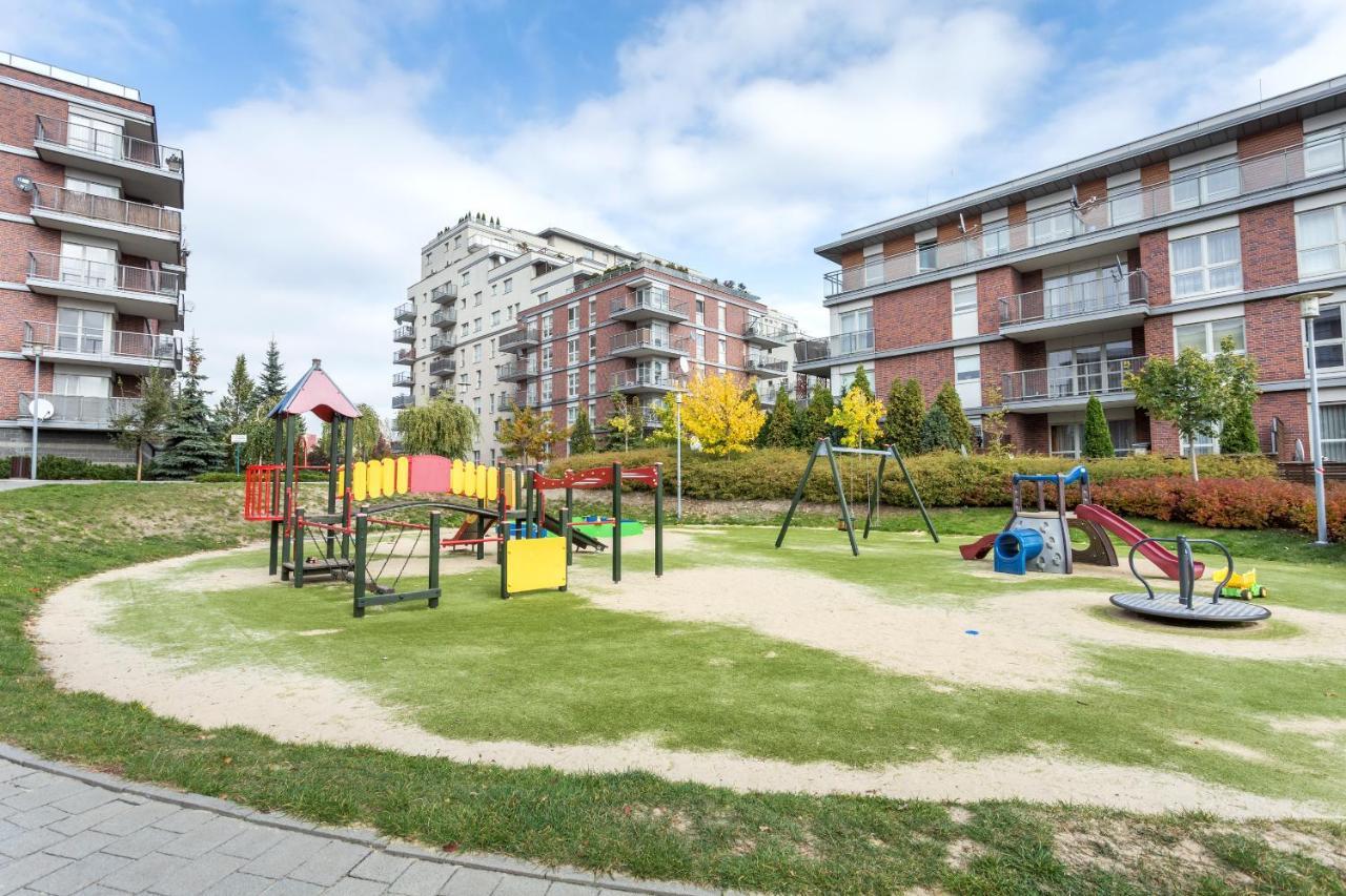 Apartamenty Tespis - Debowe Tarasy คาโตวีตเซ ภายนอก รูปภาพ